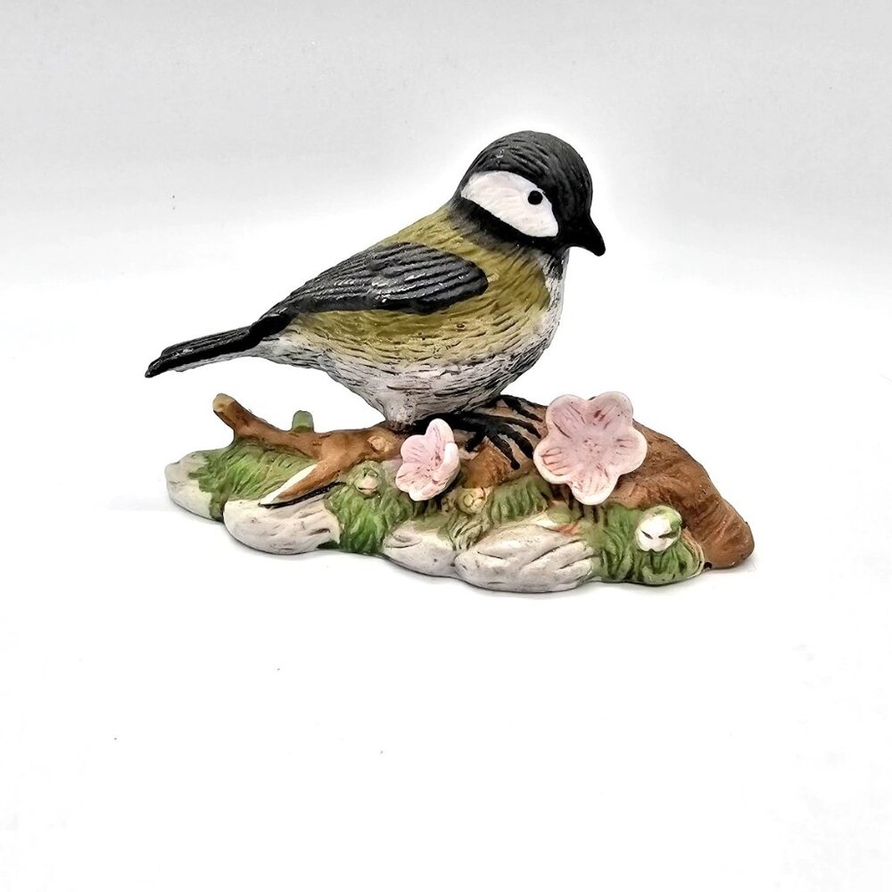 Russ Berrie Nature's Song Black-Capped Chickadee Porcelain Figure Item # 15449